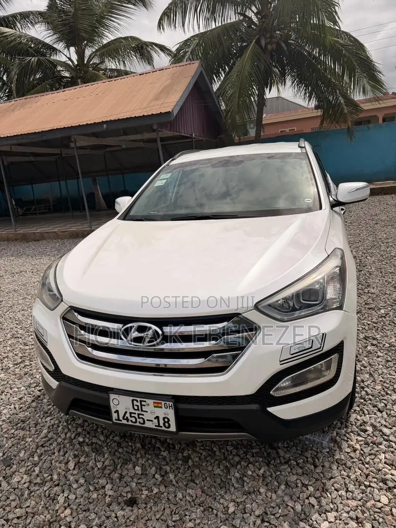 Hyundai Santa Fe 2014 White