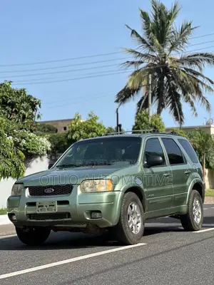 Ford Escape 2001 Green