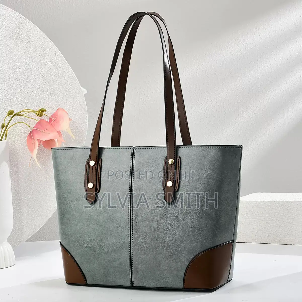 Ladies Hand Bag
