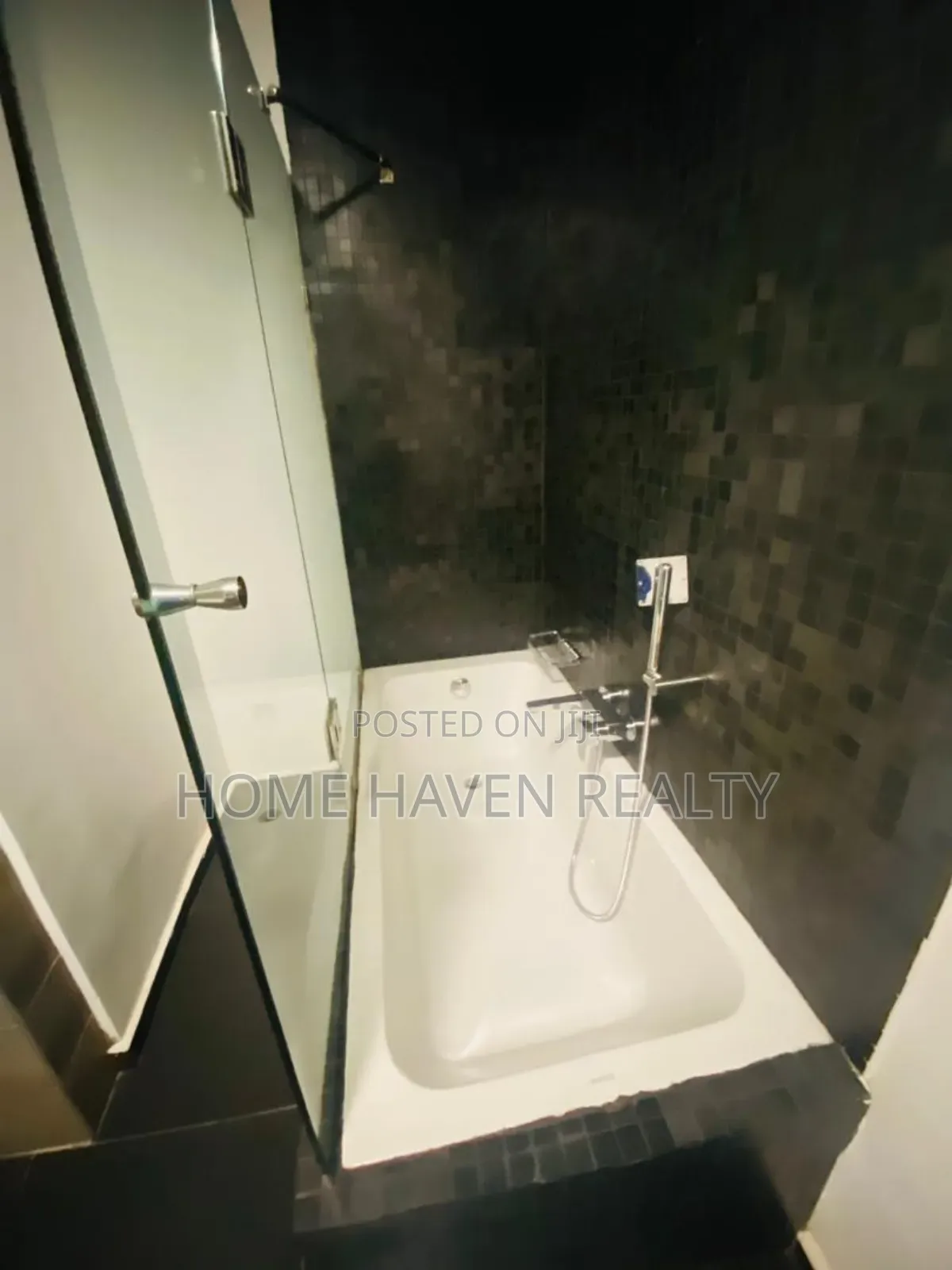 Furnished 3bdrm Apartment in Dzorwulu for rent