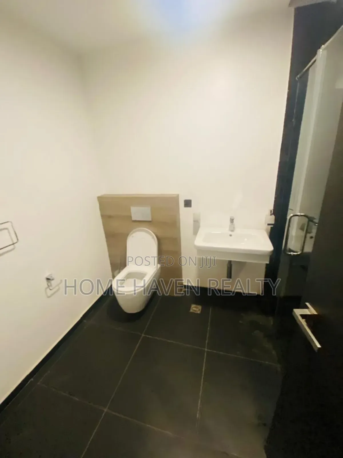 Furnished 3bdrm Apartment in Dzorwulu for rent