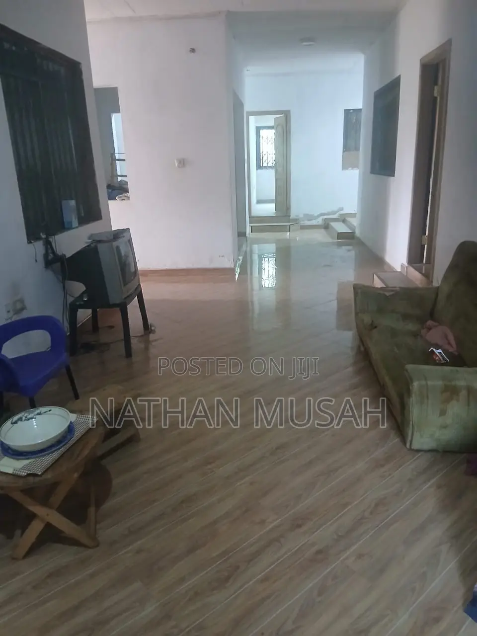 6bdrm House in Pokuase for sale