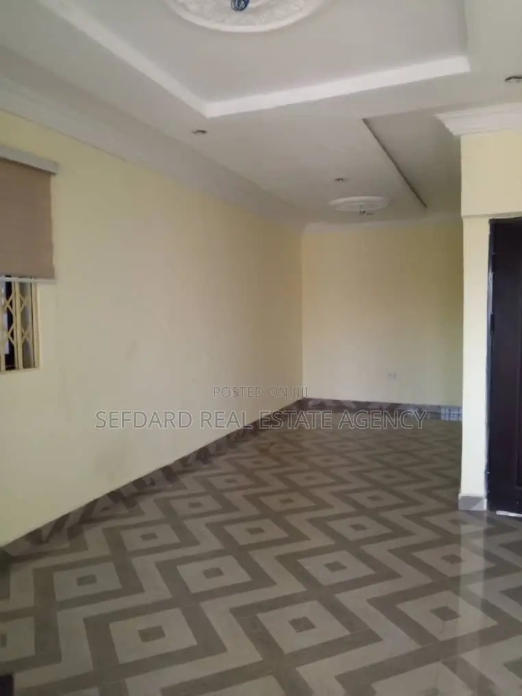 2bdrm Apartment in Ablekuma for rent