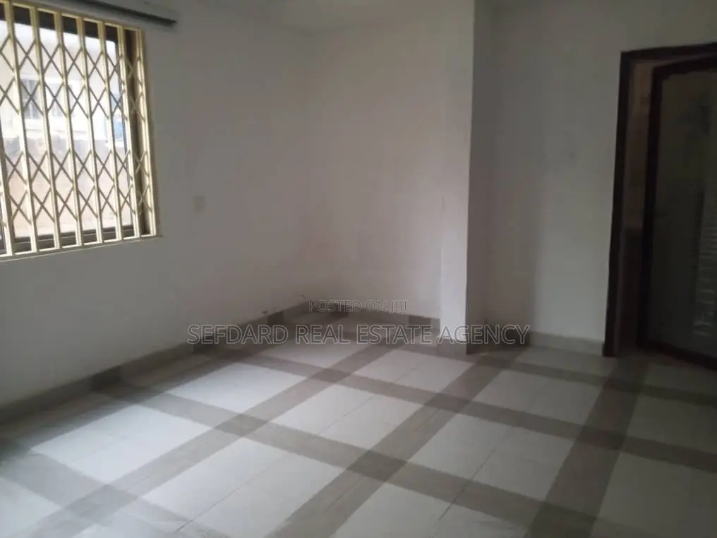 2bdrm Apartment in Ablekuma for rent