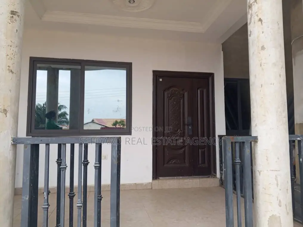 2bdrm Apartment in Ablekuma for rent