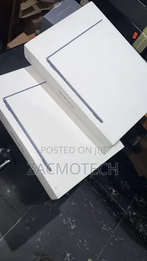 New Laptop Apple MacBook Air 2026 M5 13-inch 16GB Apple M5 SSD 512GB