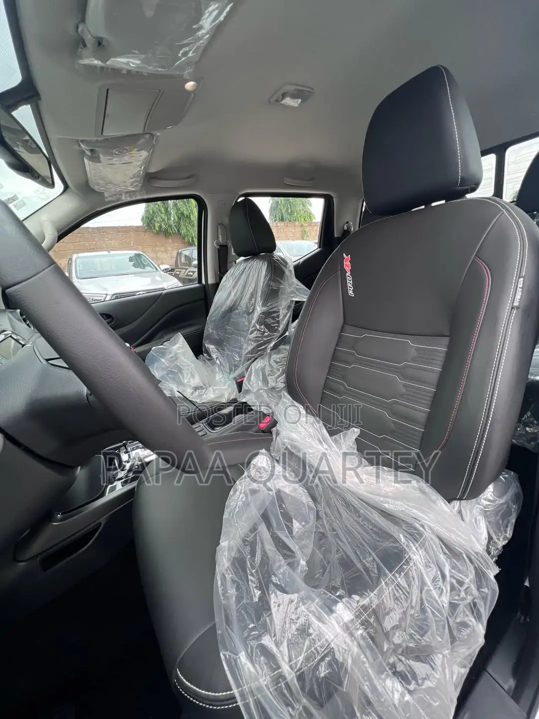 New Nissan Navara 2025 White