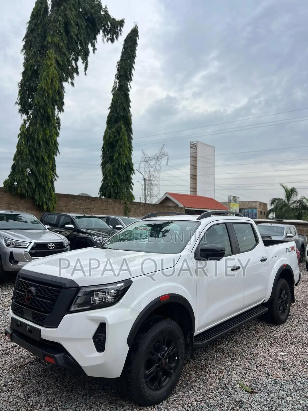 New Nissan Navara 2025 White