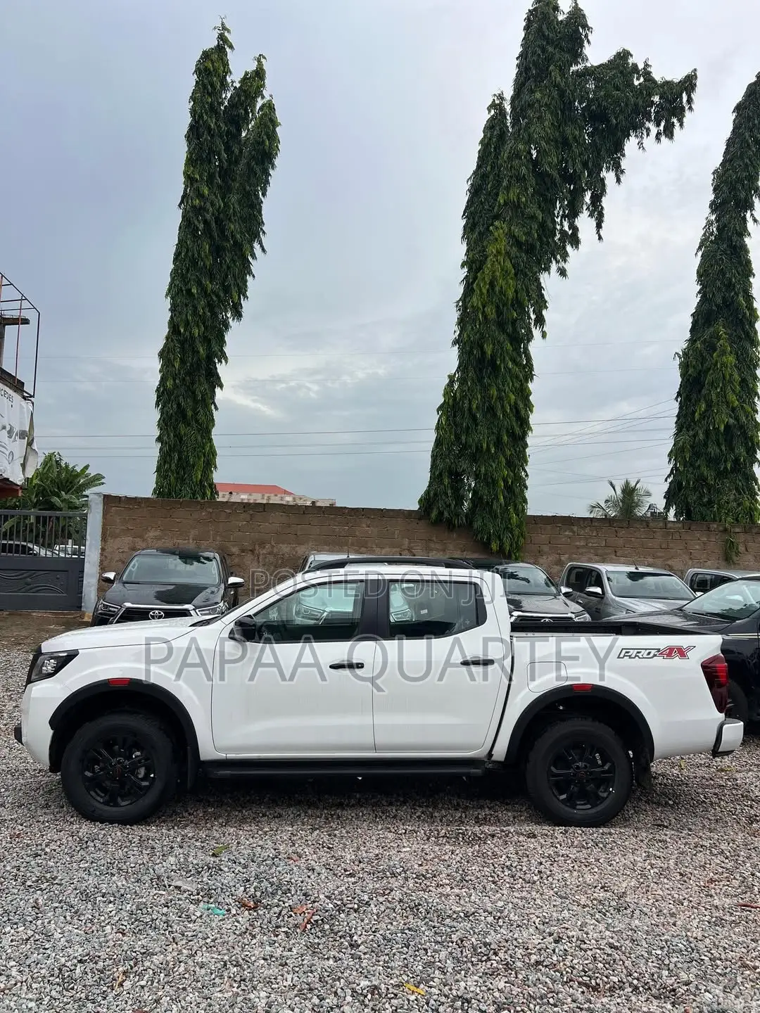 New Nissan Navara 2025 White