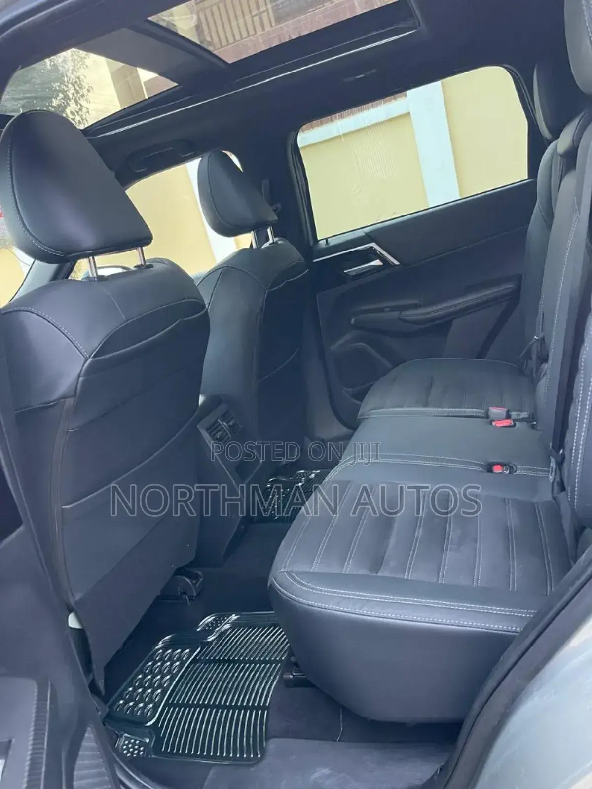 Mitsubishi Outlander SE Launch Edition 2022 Silver