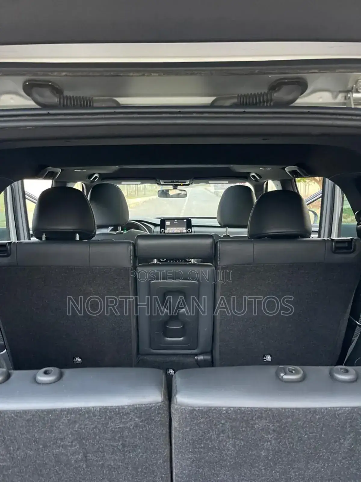 Mitsubishi Outlander SE Launch Edition 2022 Silver