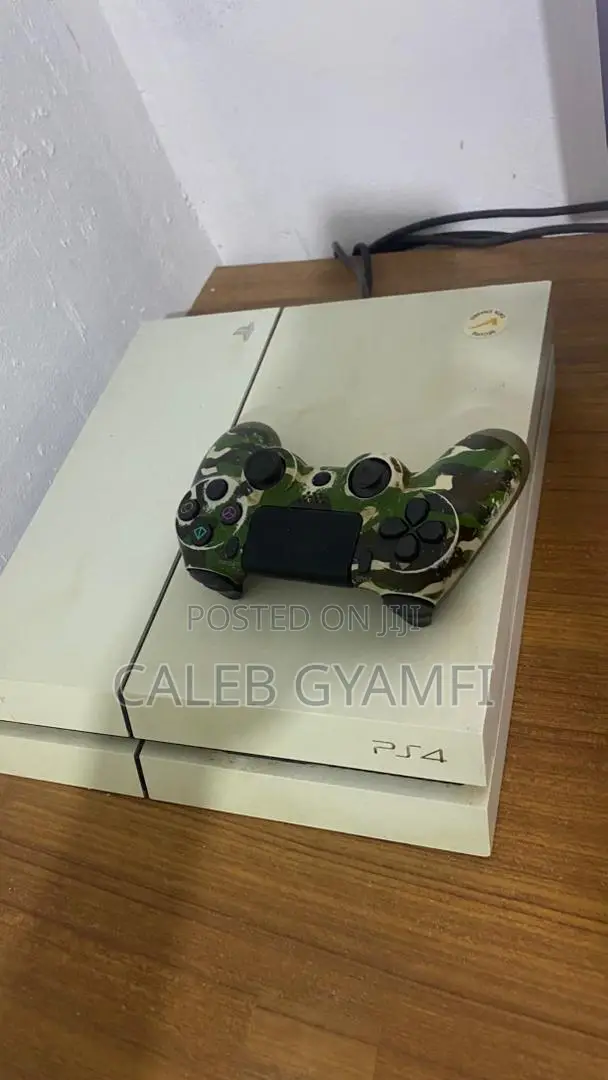 Ps4 Original Console Uk Used + 12 Games