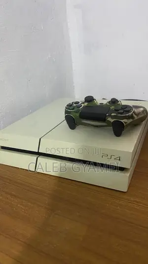 Ps4 Original Console Uk Used + 12 Games