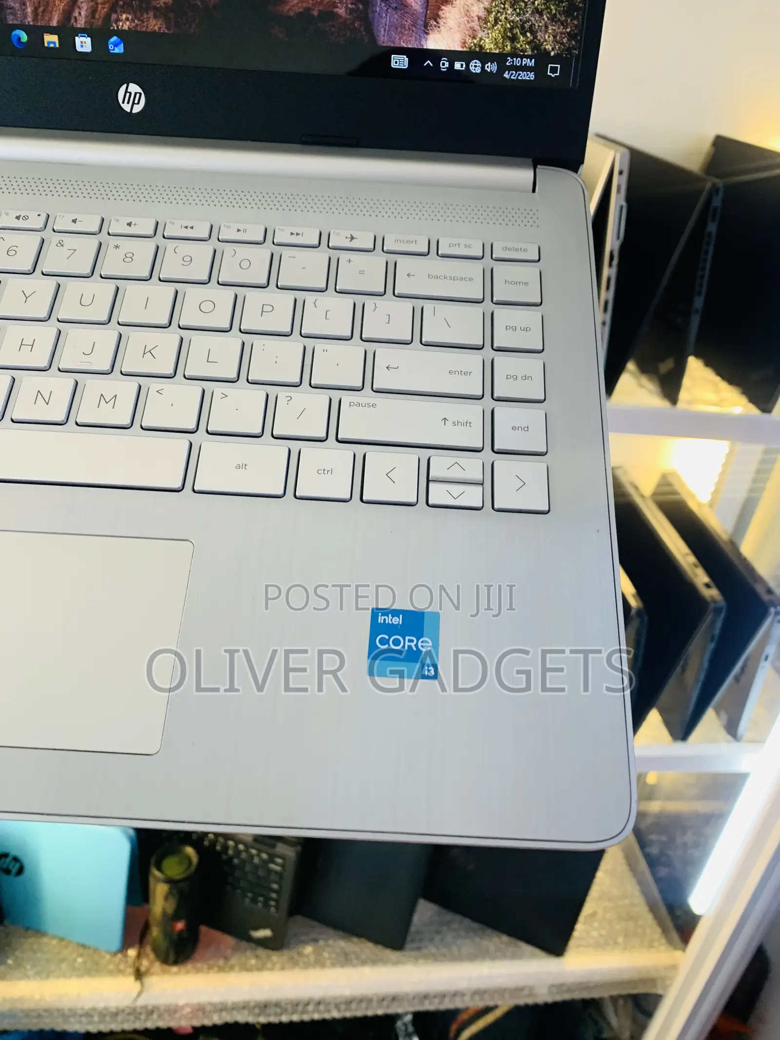 Laptop HP OmniBook X Laptop 14-fe0097nr 8GB Intel Core i3 SSD 128GB
