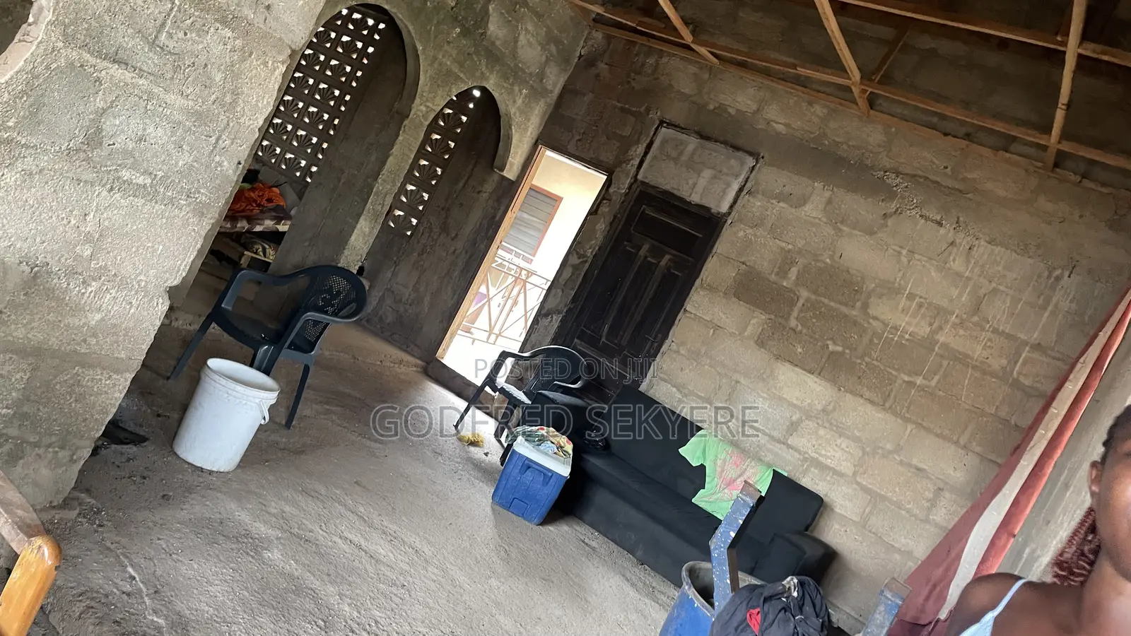 6bdrm House in Adeleke Estates, Kumasi Metropolitan for sale