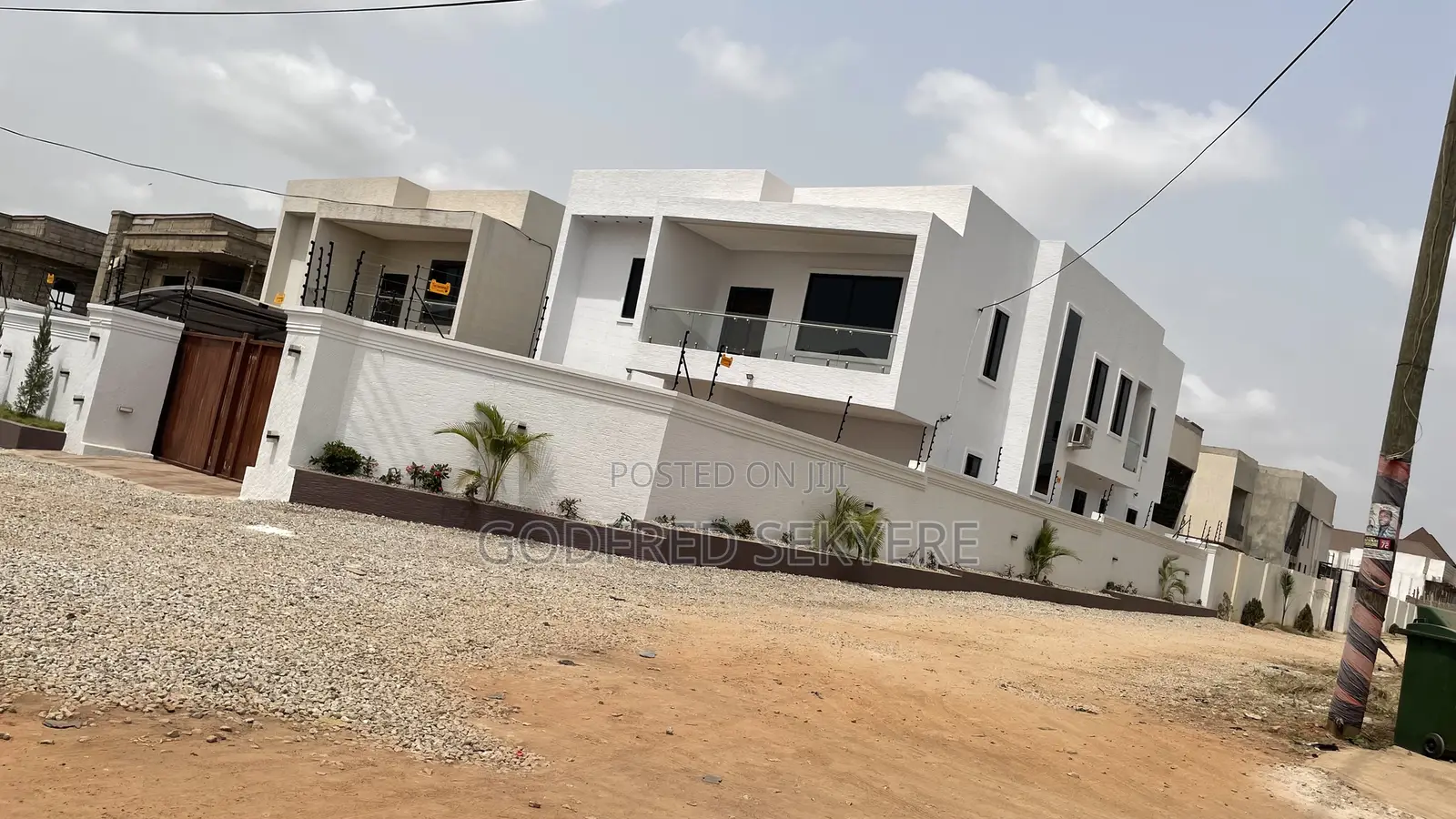 Furnished 6bdrm Mansion in Ipt, Kumasi Metropolitan for sale