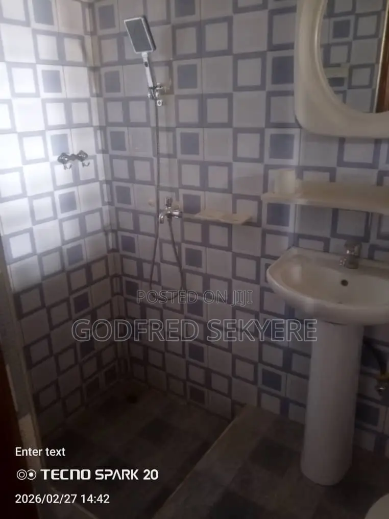 2bdrm Apartment in Adeleke Estates, Kumasi Metropolitan for rent