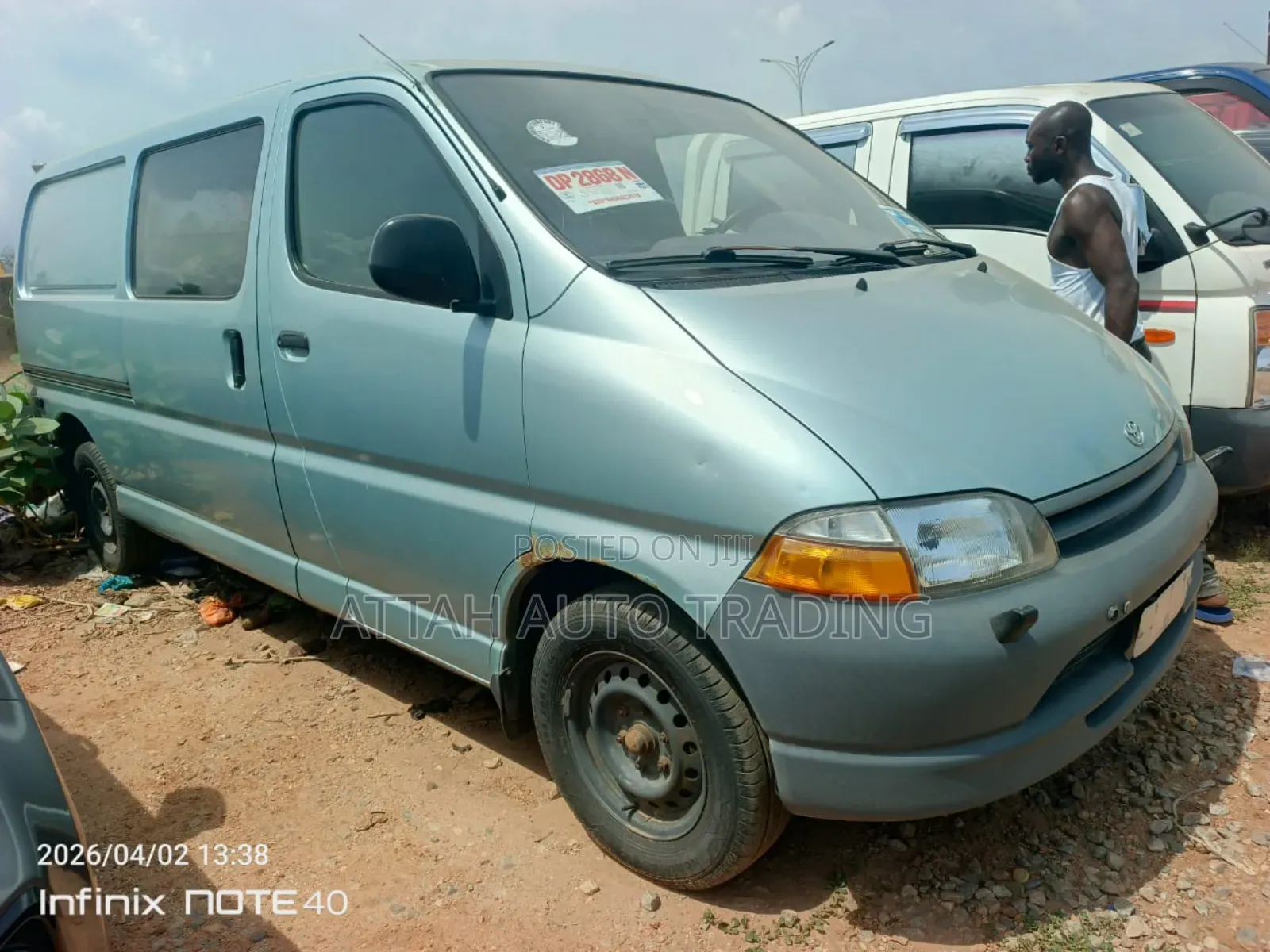 Toyota HiAce 1999 Silver