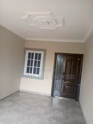 3bdrm Apartment in Air Condition, Oyarifa Mall Area for rent