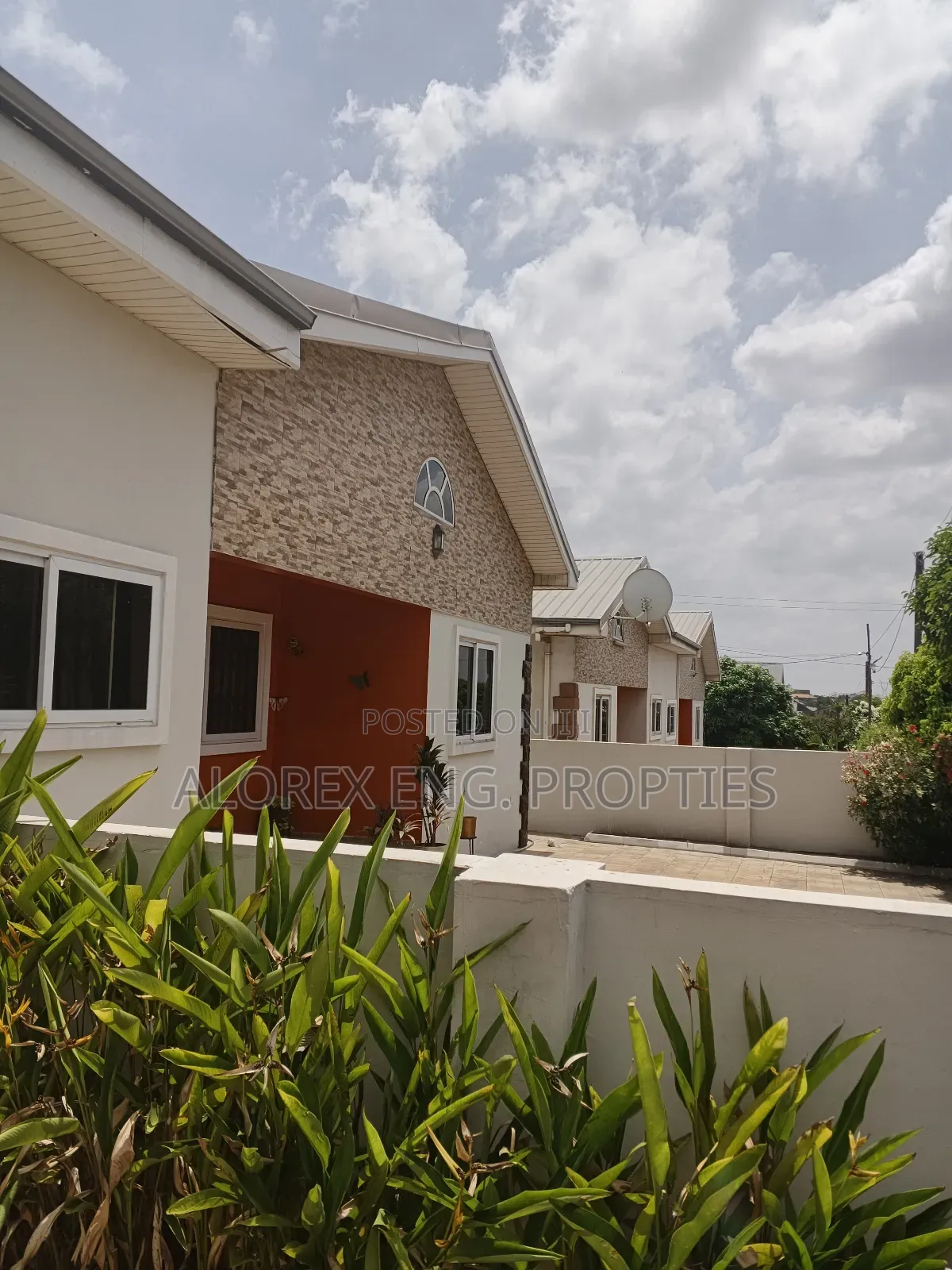 3bdrm Apartment in Oyarifa for rent