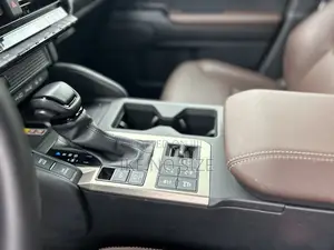 Toyota Land Cruiser Prado 2025 Black