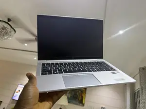 New Laptop HP EliteBook 840 G7 8GB Intel Core i7 SSD 256GB