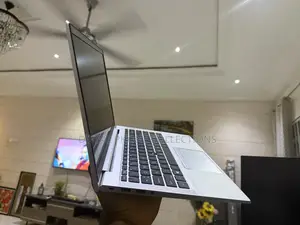 New Laptop HP EliteBook 840 G7 8GB Intel Core i7 SSD 256GB