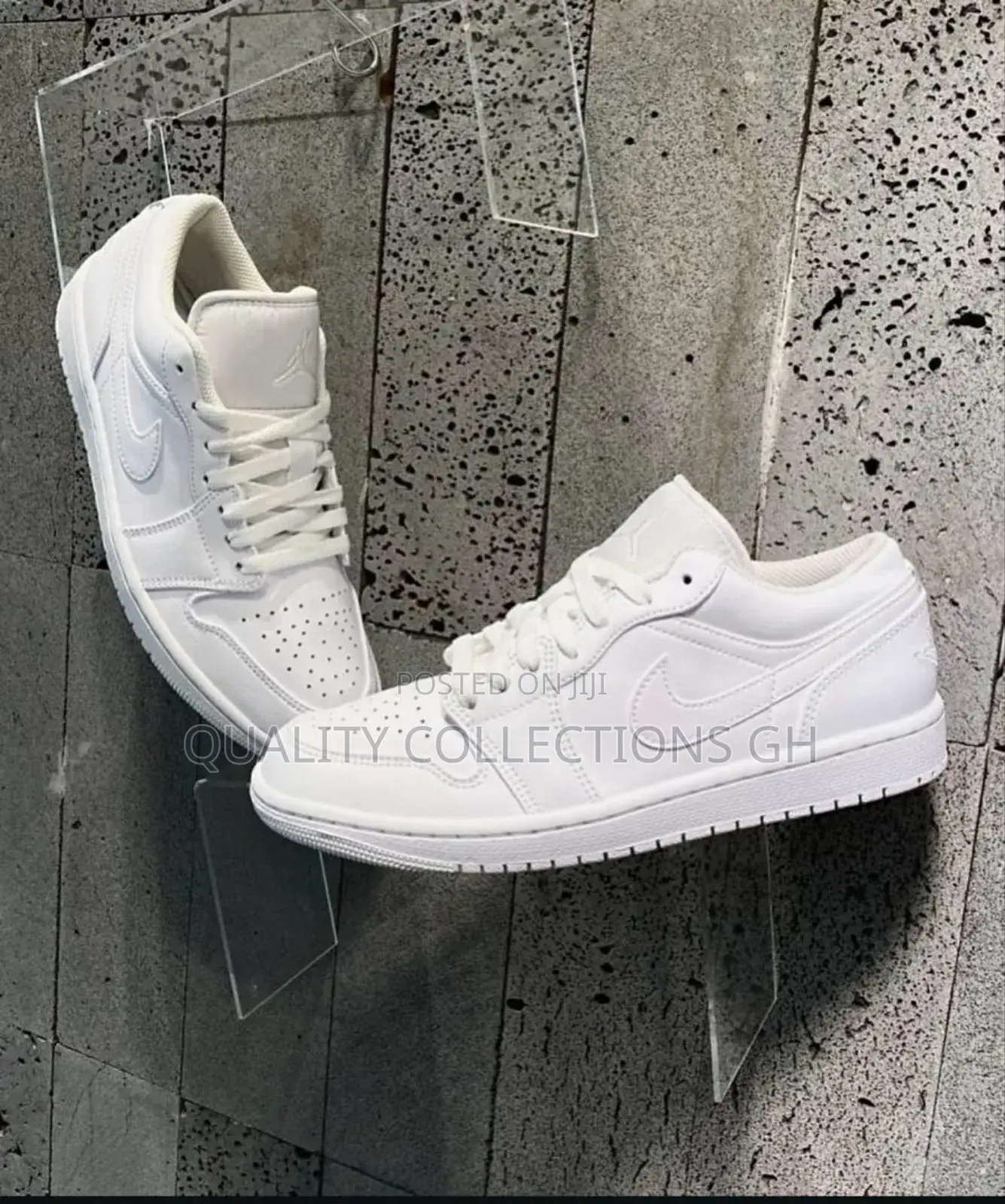 Air Jordan 1 Low Triple White