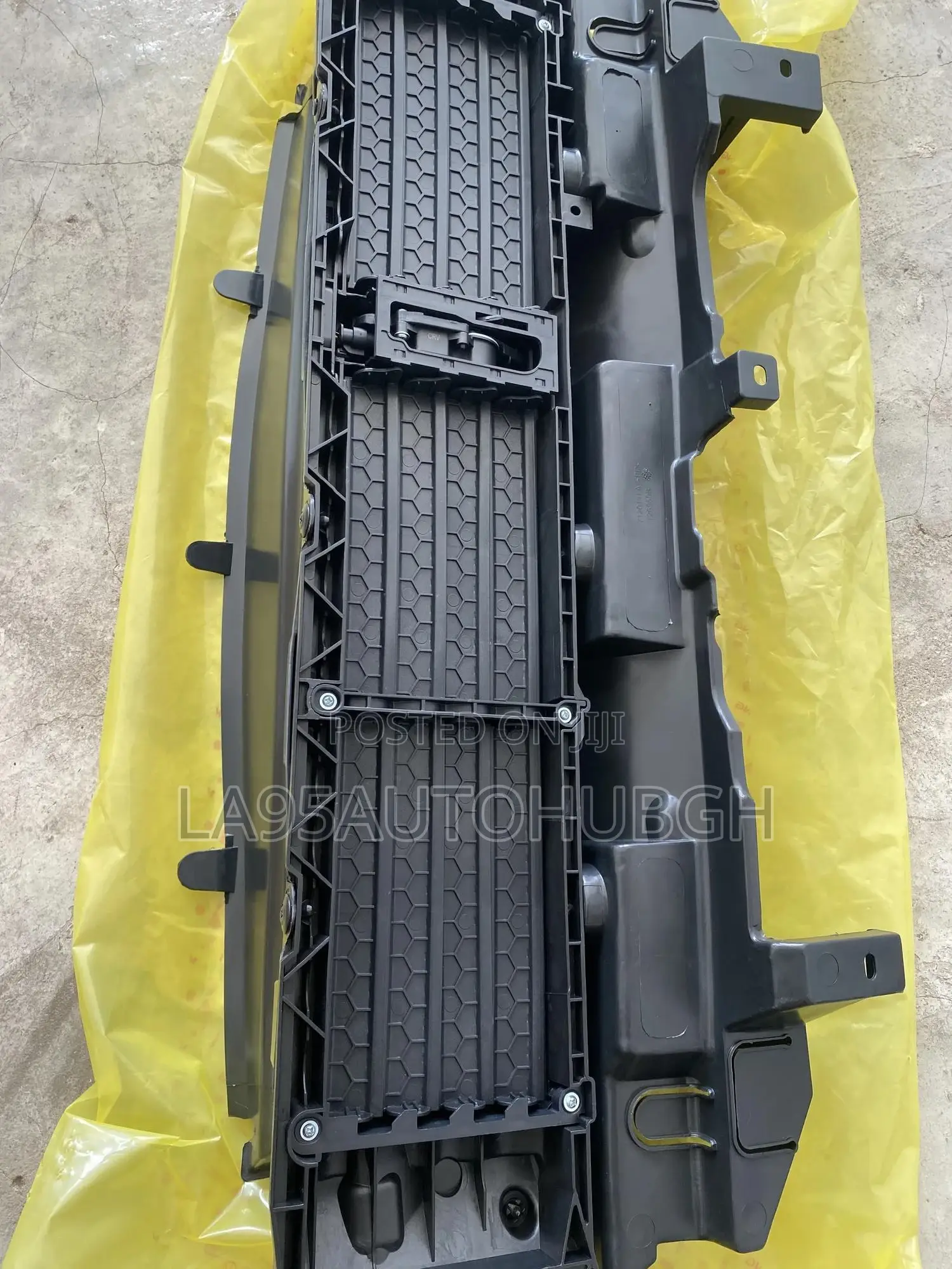 Honda Cr-v 2022,2023,2024 Radiator Shutter Grille