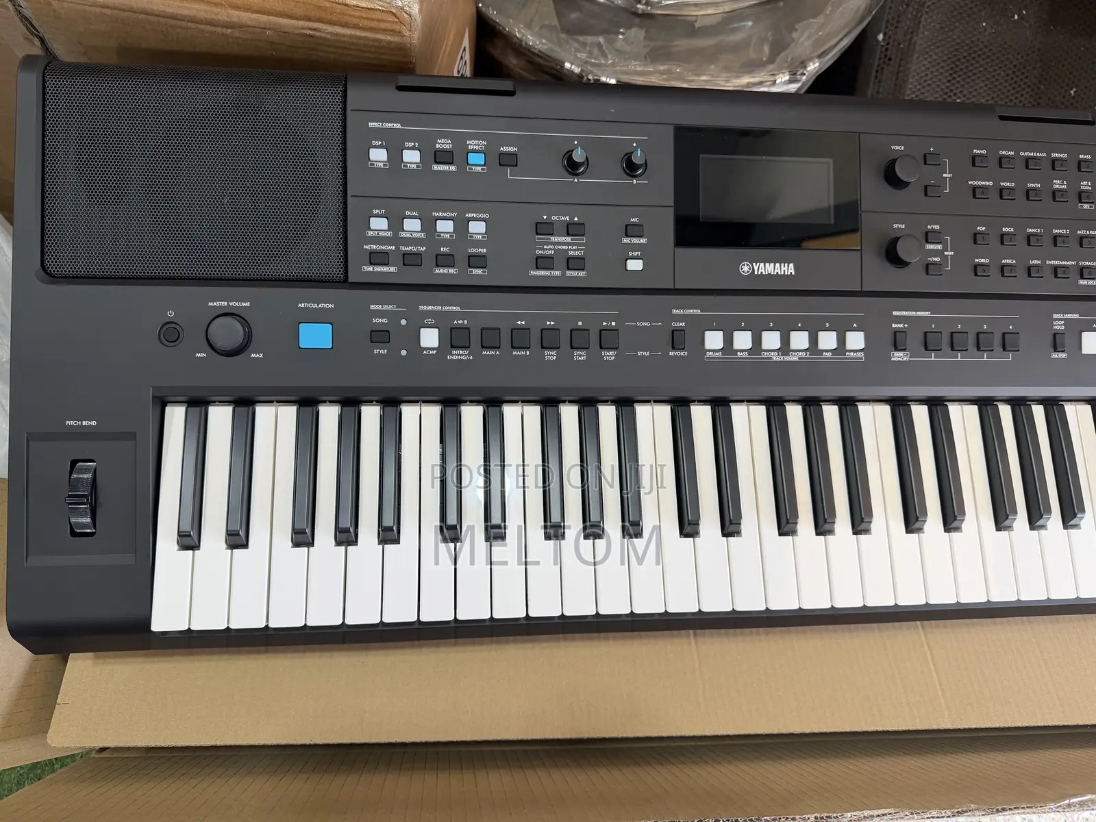 Yamaha PSR-E483 Keyboard (Latest Model)