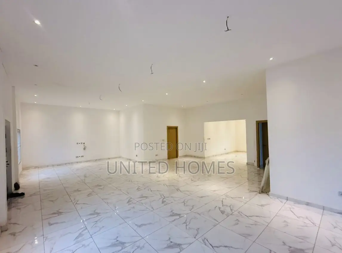 3bdrm House in Oyarifa for sale