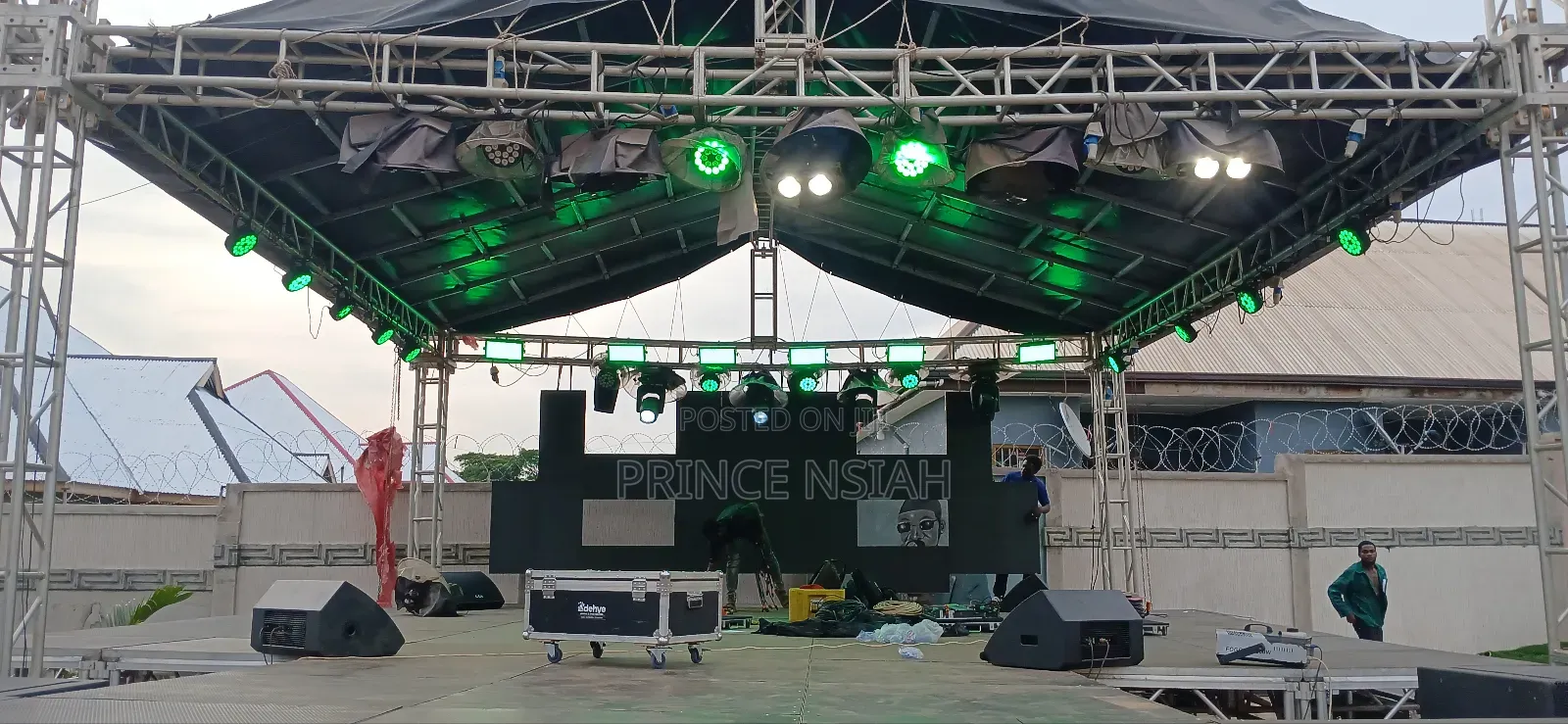Platform,Trusses, Lighting System and Led Screen Pannels for Rentals