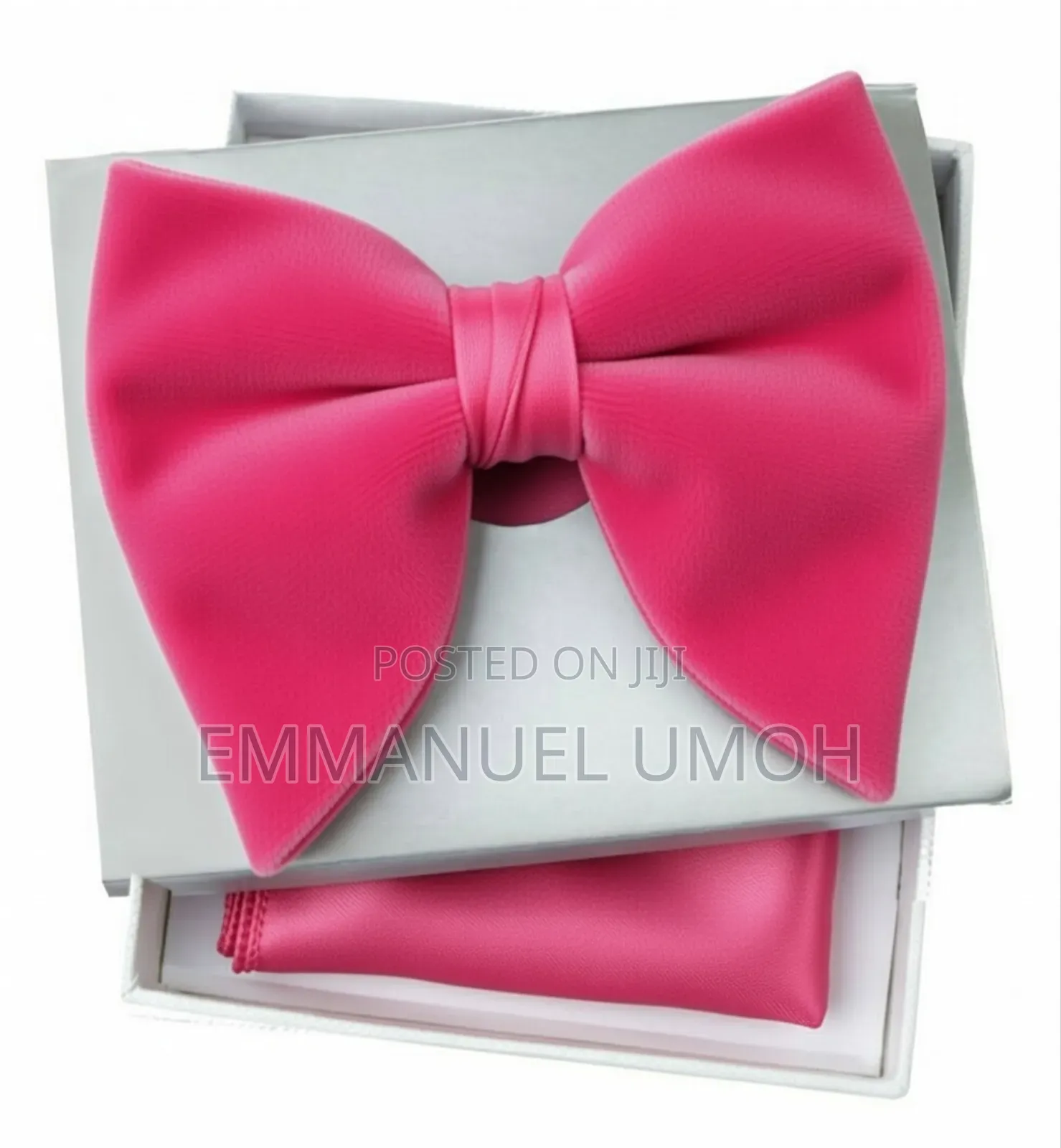 Classic Velvet Butterfly Bow Tie and Pocket Kerchief