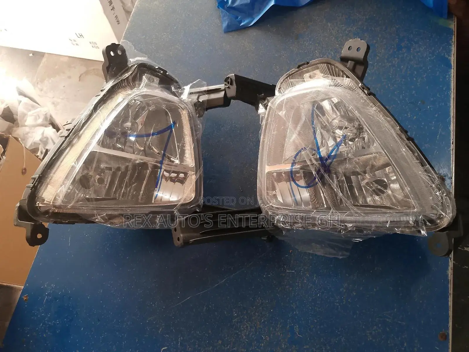 Kia Sorento Fog Light and Cover 2016-2017 (American)