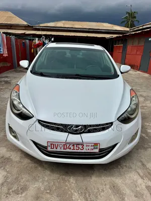 Hyundai Elantra Limited Sedan FWD (1.8L 4cyl 6A) 2013 White