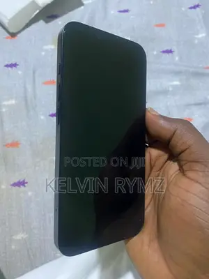New Apple iPhone 16e 128 GB Black