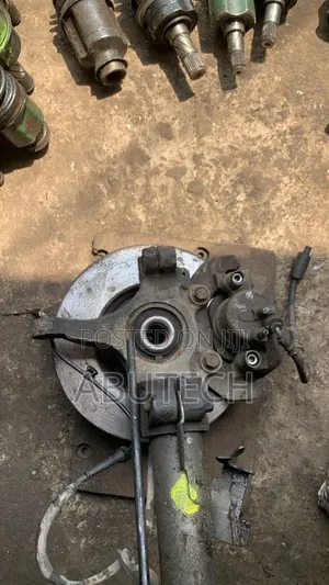 Front Hub Mazda 3