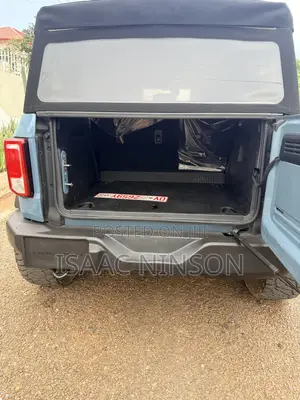 Ford Bronco 2022 Blue