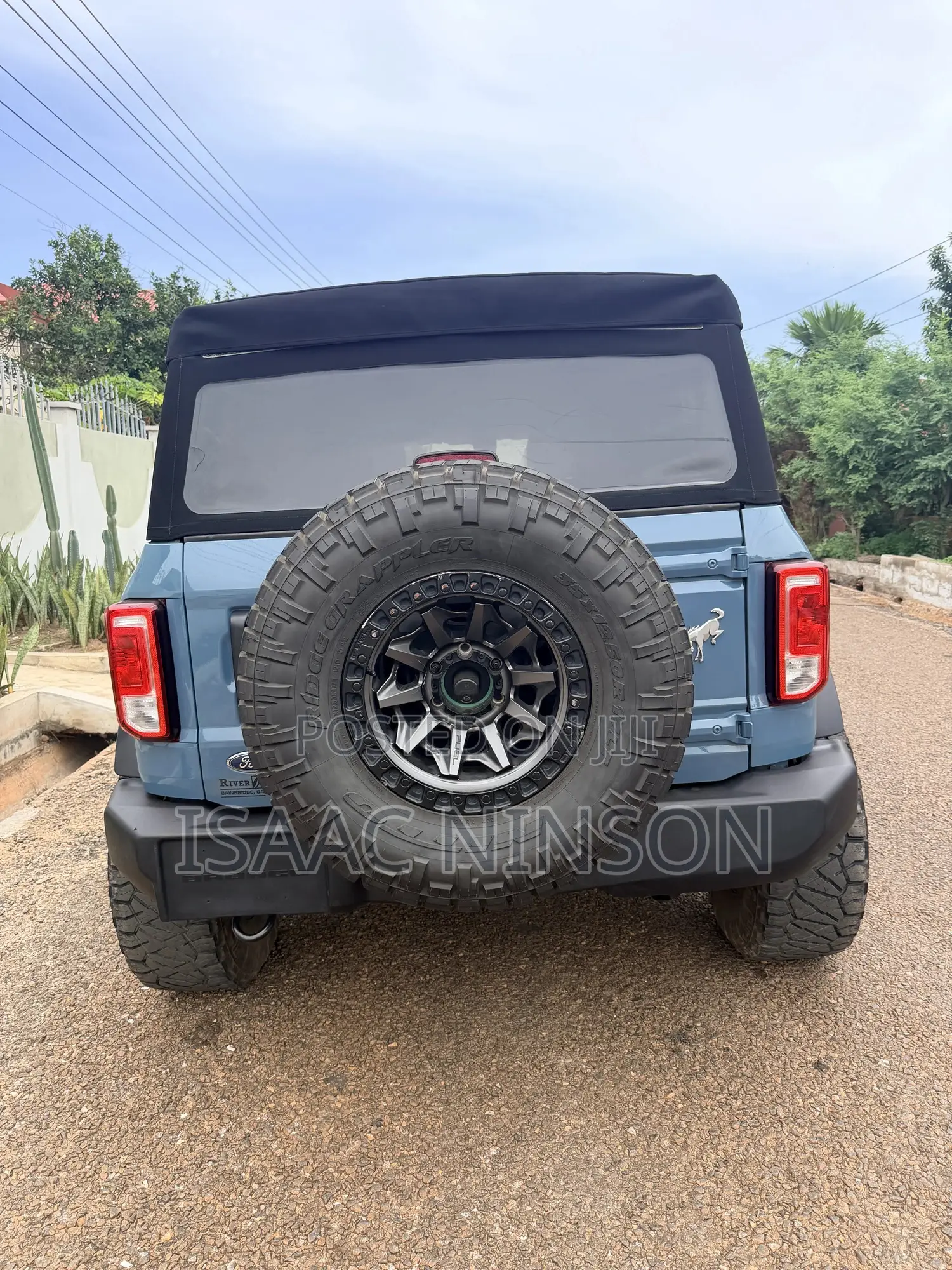 Ford Bronco 2022 Blue