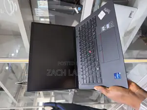 Laptop Lenovo ThinkPad T14s G4 16GB Intel Core i7 SSD 512GB