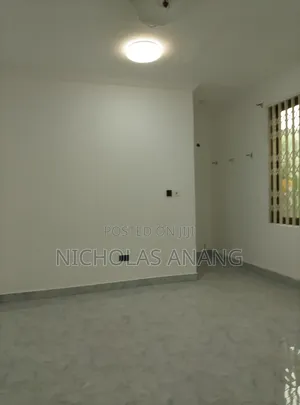 2bdrm Apartment in The Dorns Properties, New Town for rent