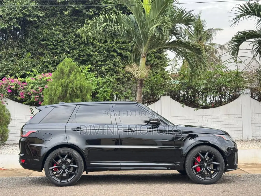 Land Rover Range Rover Sport SVR 2019 Black