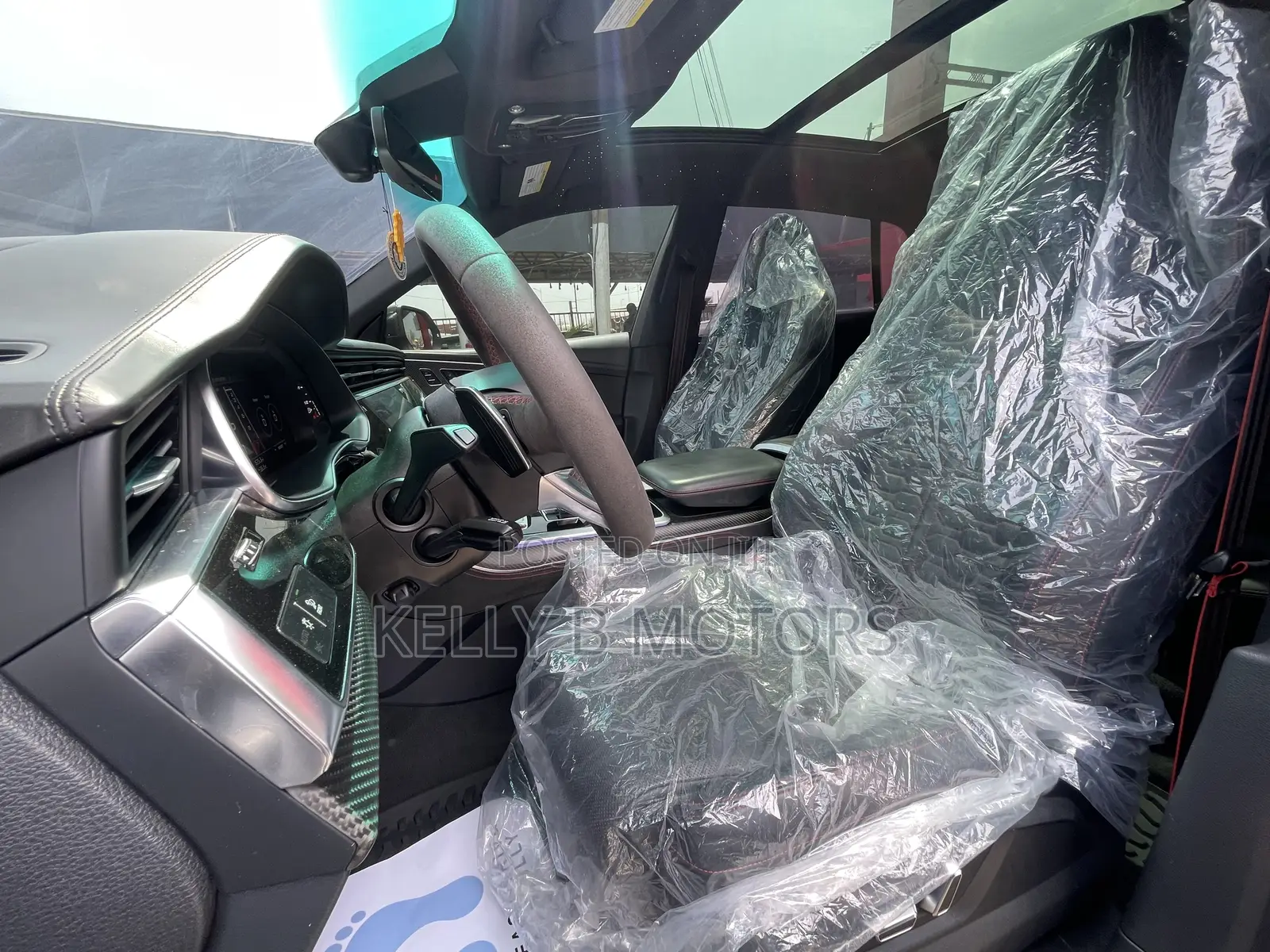 Audi RS Q8 2021 Beige