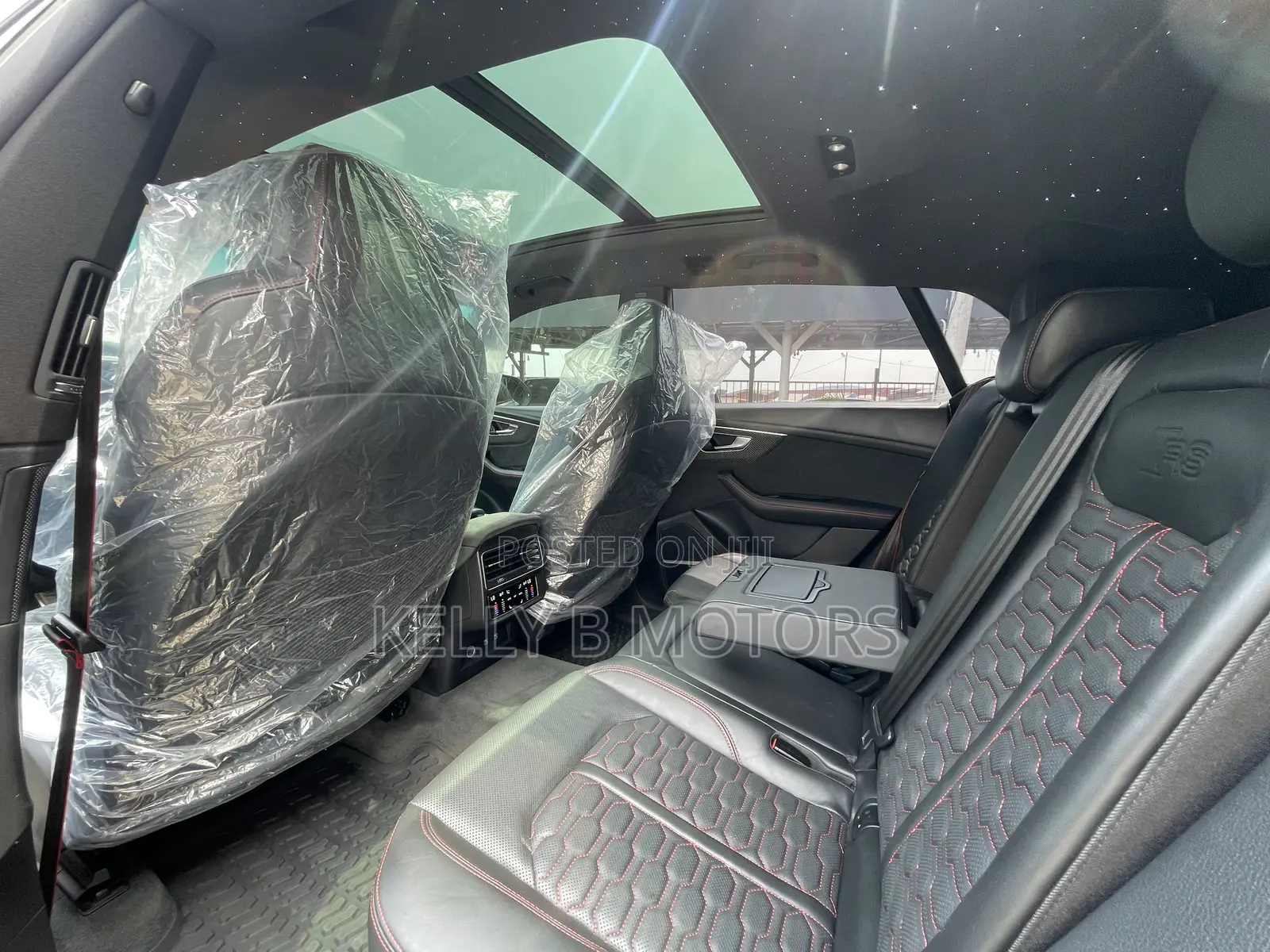 Audi RS Q8 2021 Beige