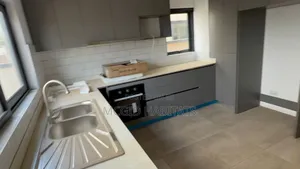 3bdrm House in Oyarifa Mall Area for sale