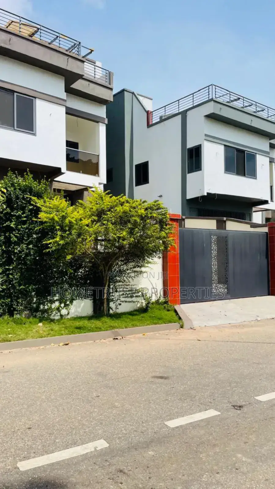 4bdrm Duplex in Aburi Peduase for sale