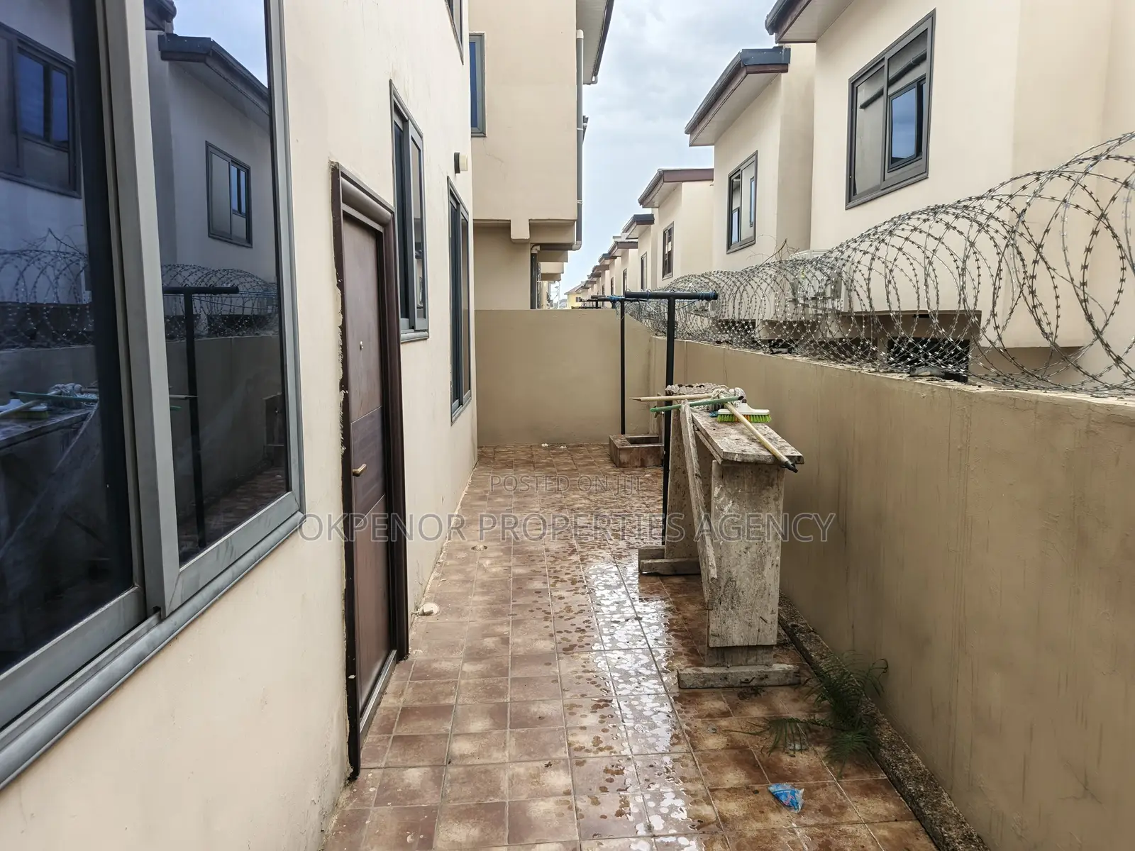 4bdrm House in Oyarifa Oak View, Accra Metropolitan for sale