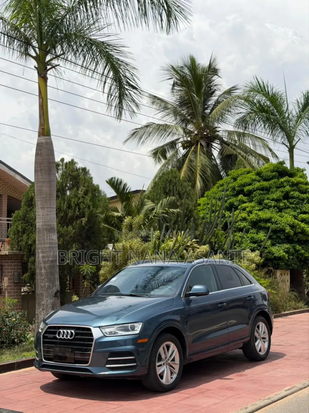 Audi Q3 2017 Blue