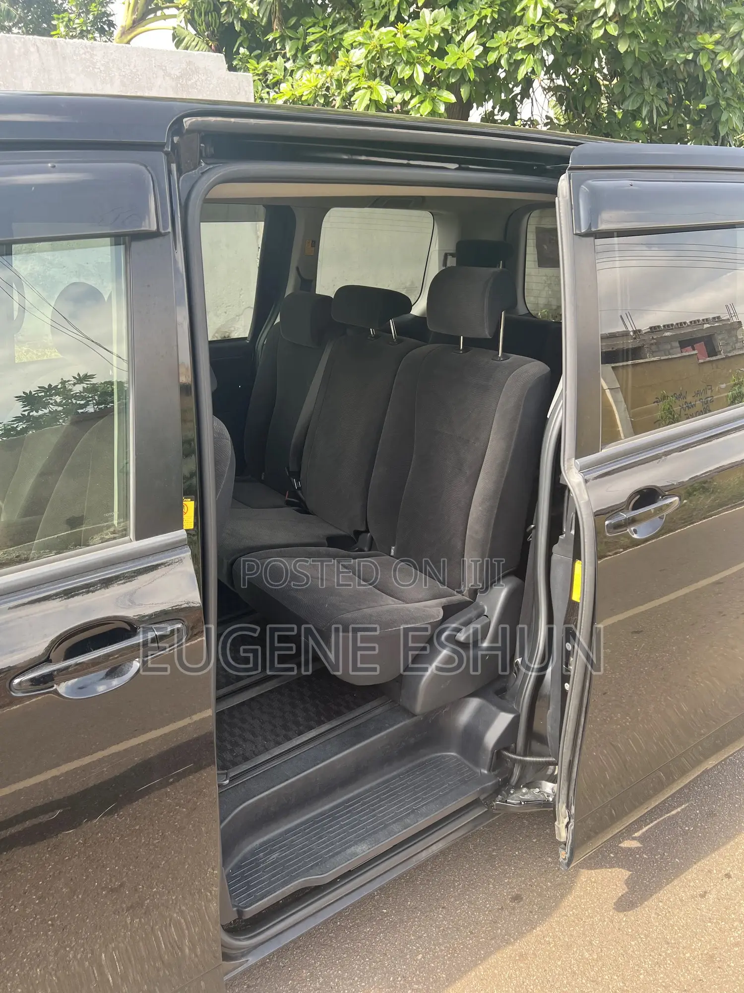Toyota Voxy 2012 Black
