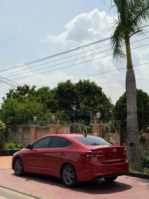 Hyundai Elantra 2017 Orange